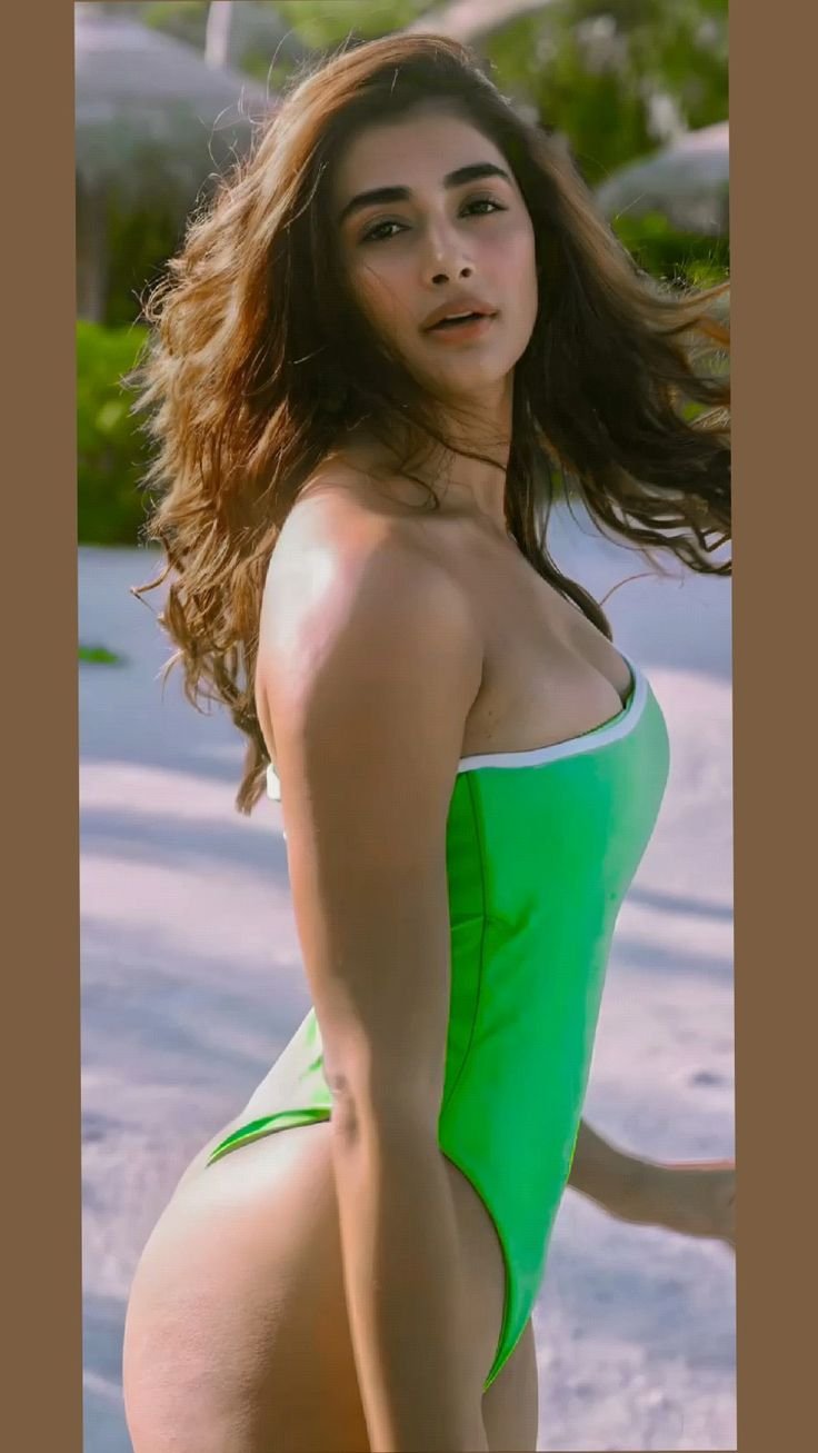 Pooja Hedge Bold and Sexy Photos Stylehyme