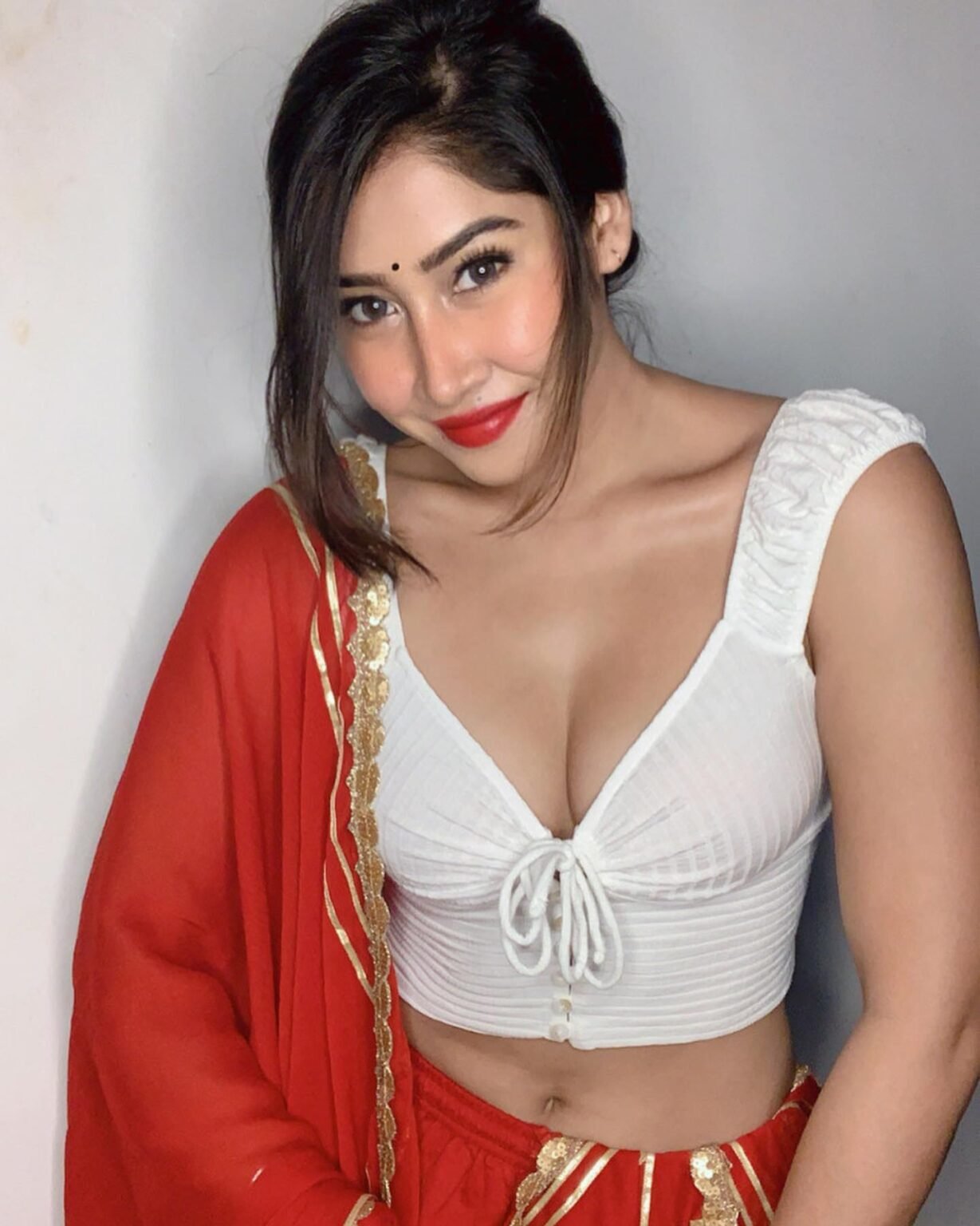 Vivi Manaba Onlyfans: Her Most Daring Content? - d2wu65t